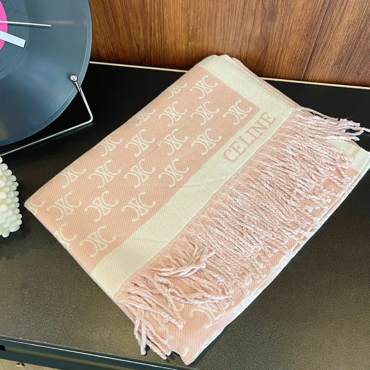 スーパーコピー セリーヌ マフラー