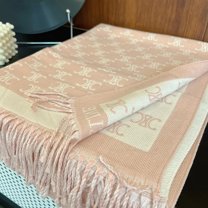 スーパーコピー セリーヌ マフラー