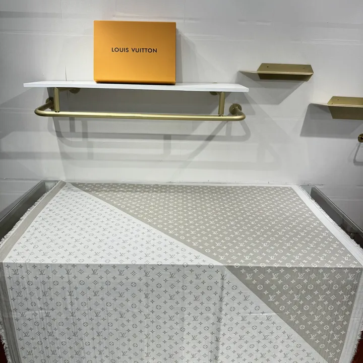 スーパーコピー ルイヴィトン マフラー