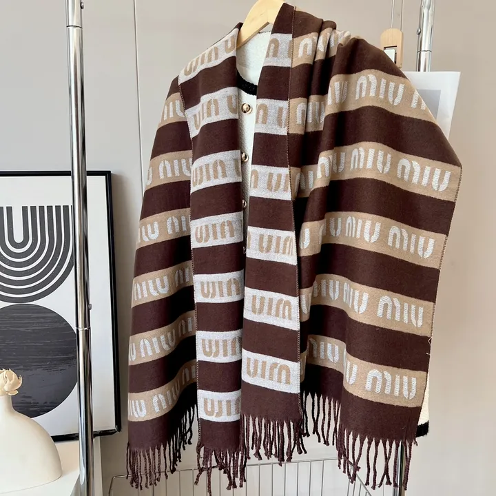 スーパーコピー ミュウミュウ マフラー