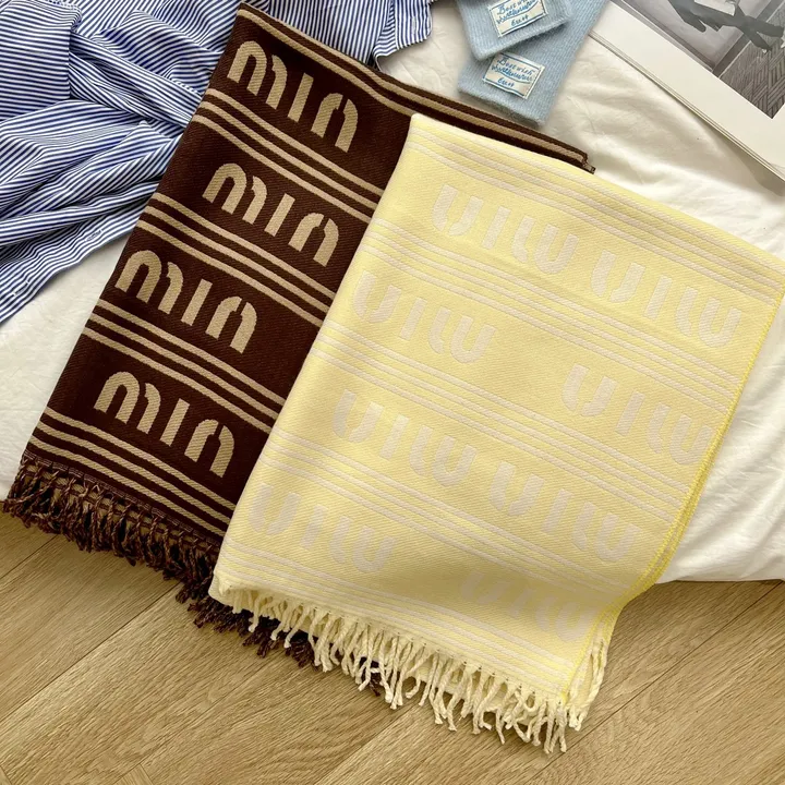 スーパーコピー ミュウミュウ マフラー