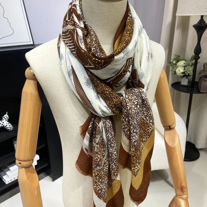 スーパーコピー セリーヌ マフラー