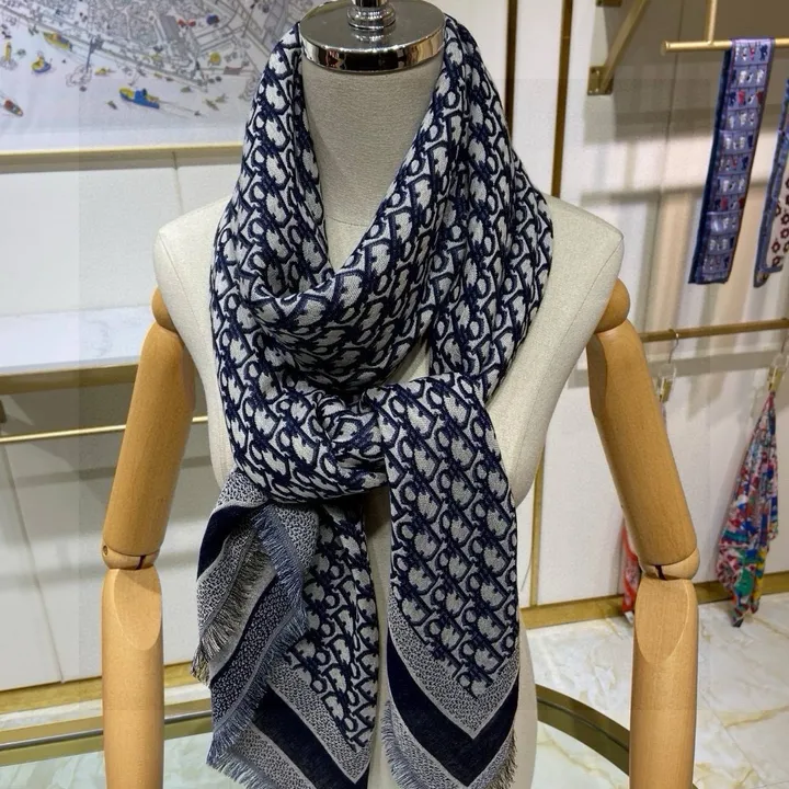 スーパーコピー ディオール マフラー