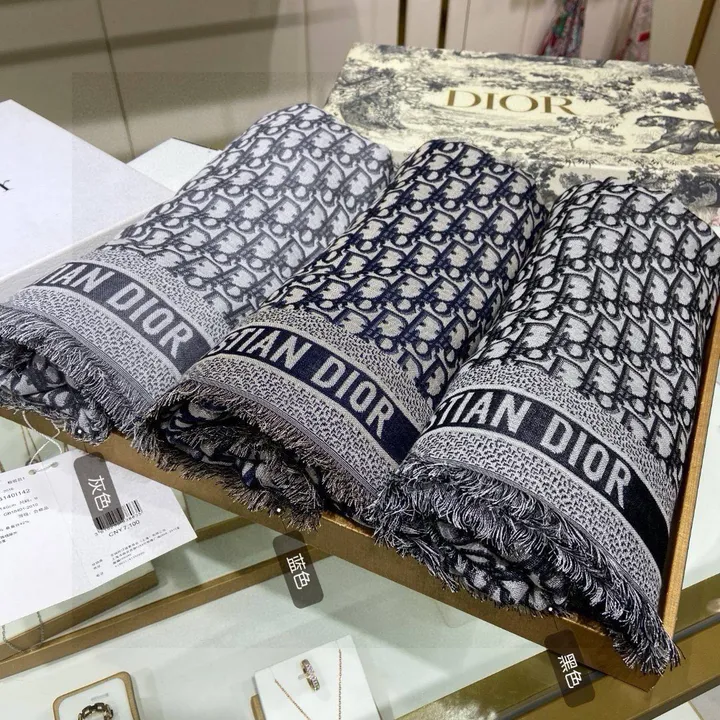 スーパーコピー ディオール マフラー