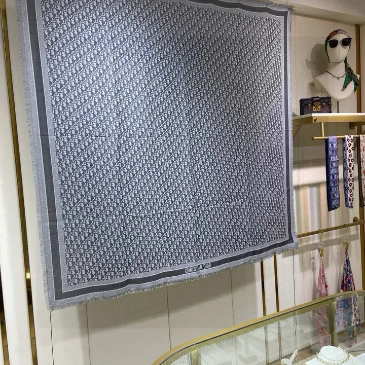 スーパーコピー ディオール マフラー