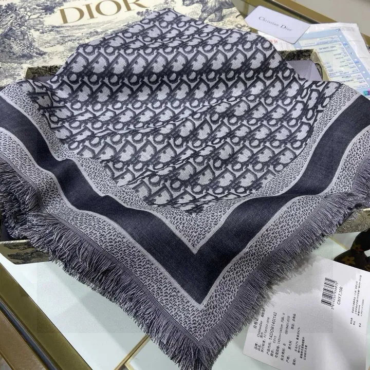 スーパーコピー ディオール マフラー