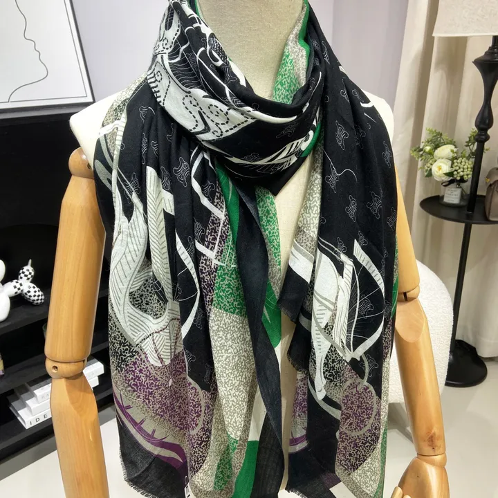 スーパーコピー セリーヌ マフラー