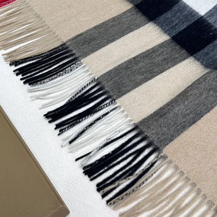 スーパーコピー バーバリー ス マフラー