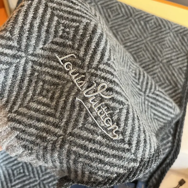 スーパーコピー ルイヴィトン マフラー