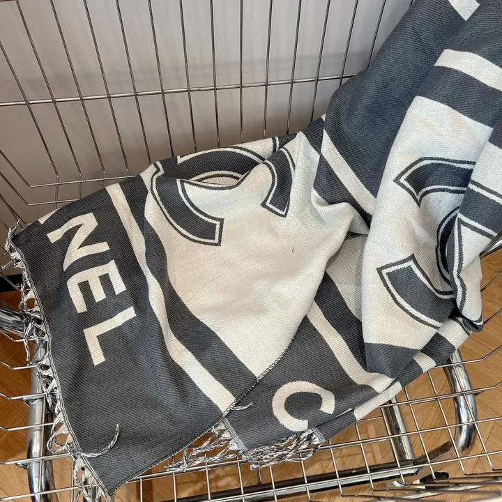 スーパーコピー シャネル マフラー