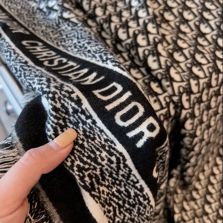 スーパーコピー ディオール マフラー