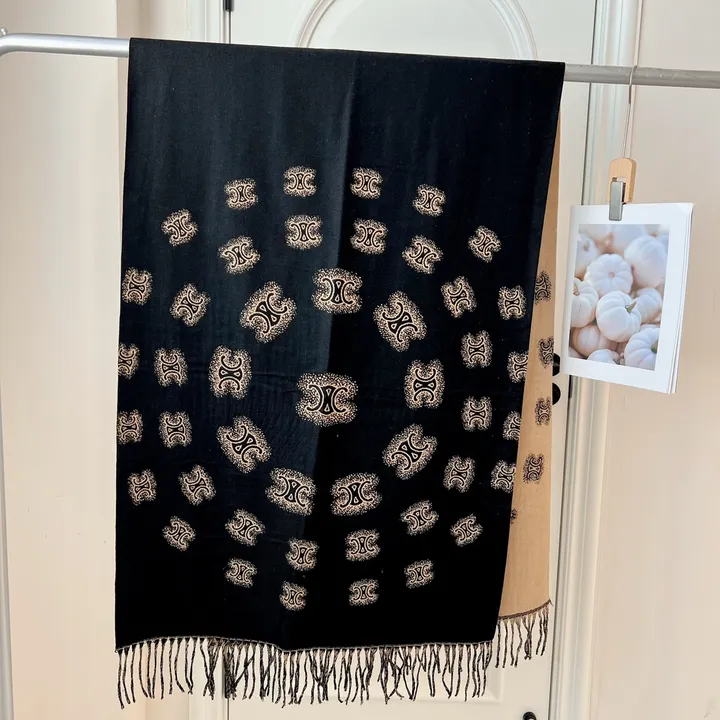 スーパーコピー セリーヌ マフラー