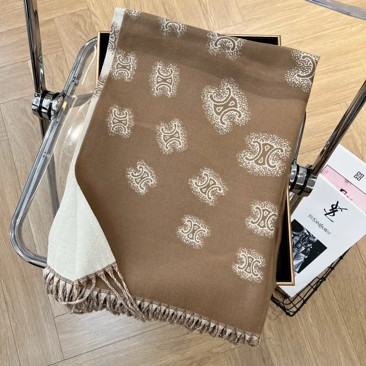 スーパーコピー セリーヌ マフラー