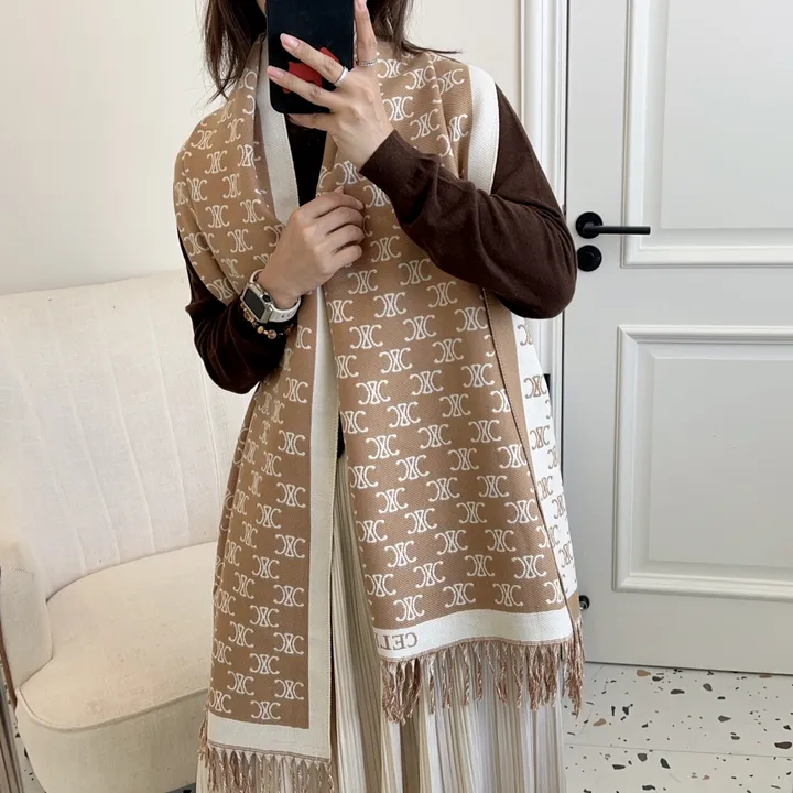 スーパーコピー セリーヌ マフラー