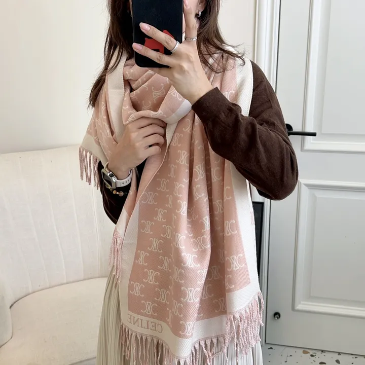 スーパーコピー セリーヌ マフラー