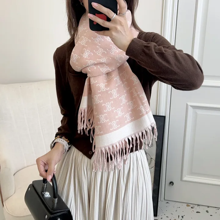 スーパーコピー セリーヌ マフラー