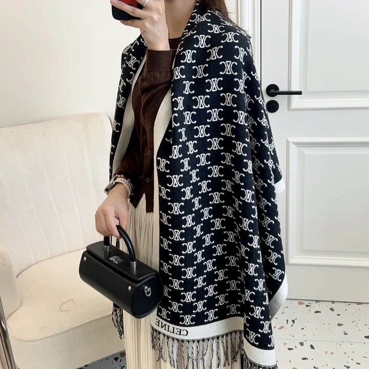 スーパーコピー セリーヌ マフラー