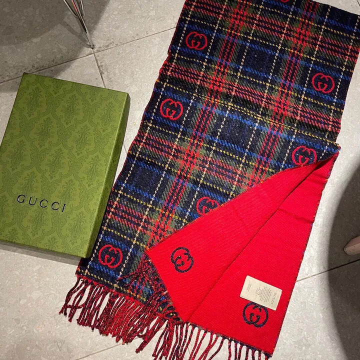 スーパーコピー グッチ マフラー