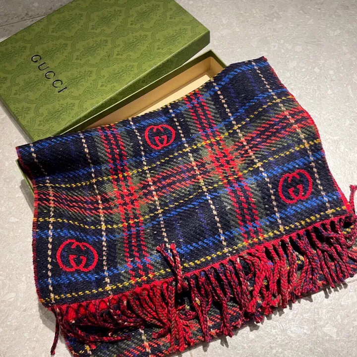 スーパーコピー グッチ マフラー