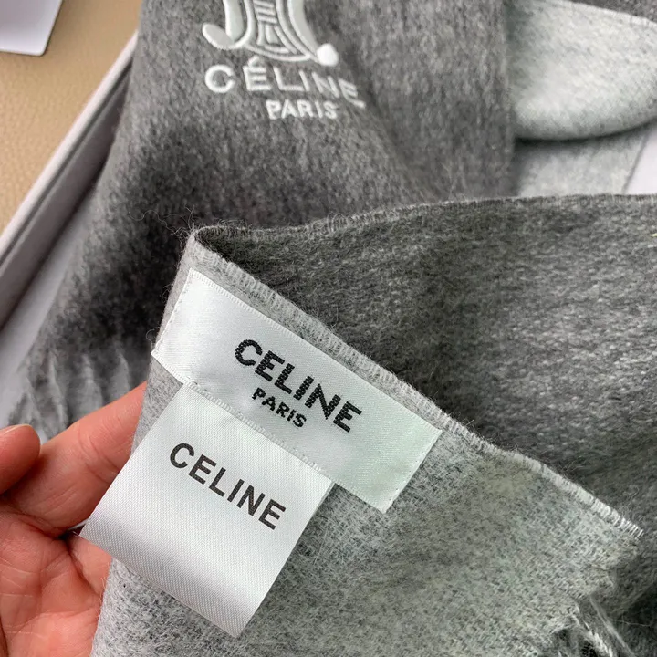 スーパーコピー セリーヌ マフラー