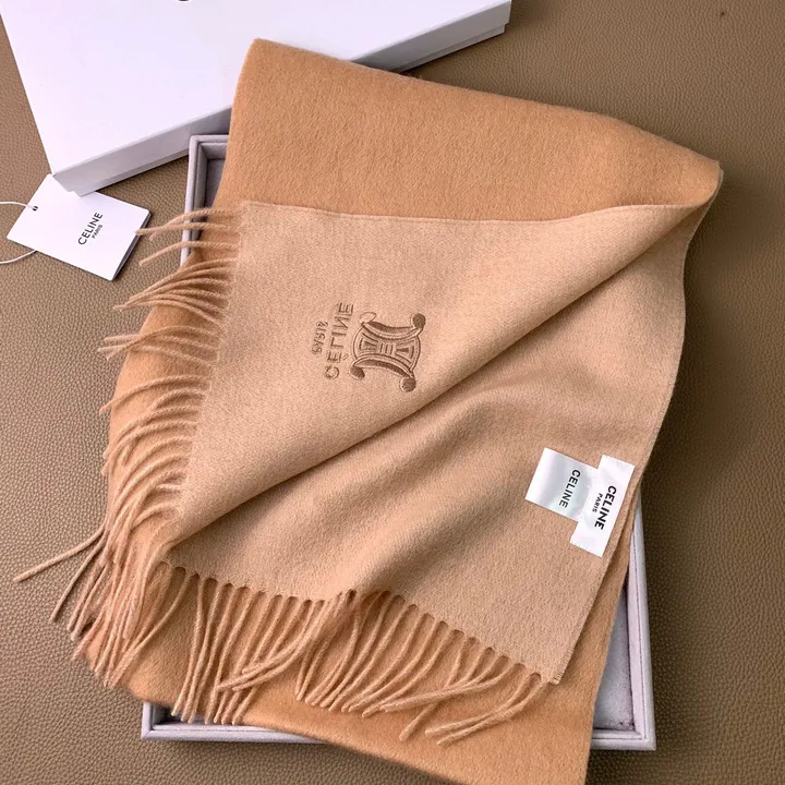 スーパーコピー セリーヌ マフラー