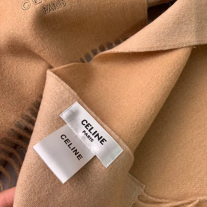 スーパーコピー セリーヌ マフラー