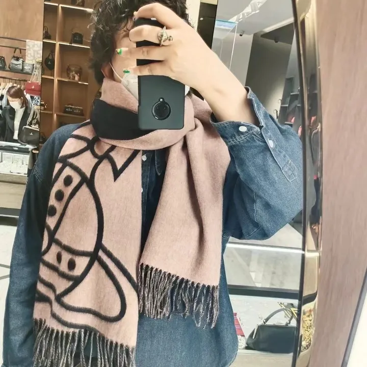 スーパーコピー ヴィヴィアン・ウエストウッド マフラー