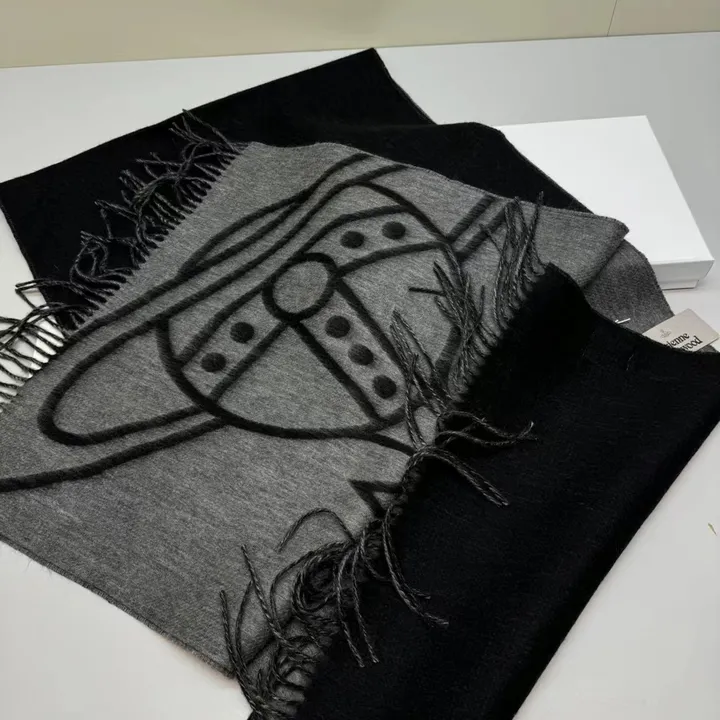 スーパーコピー ヴィヴィアン・ウエストウッド マフラー