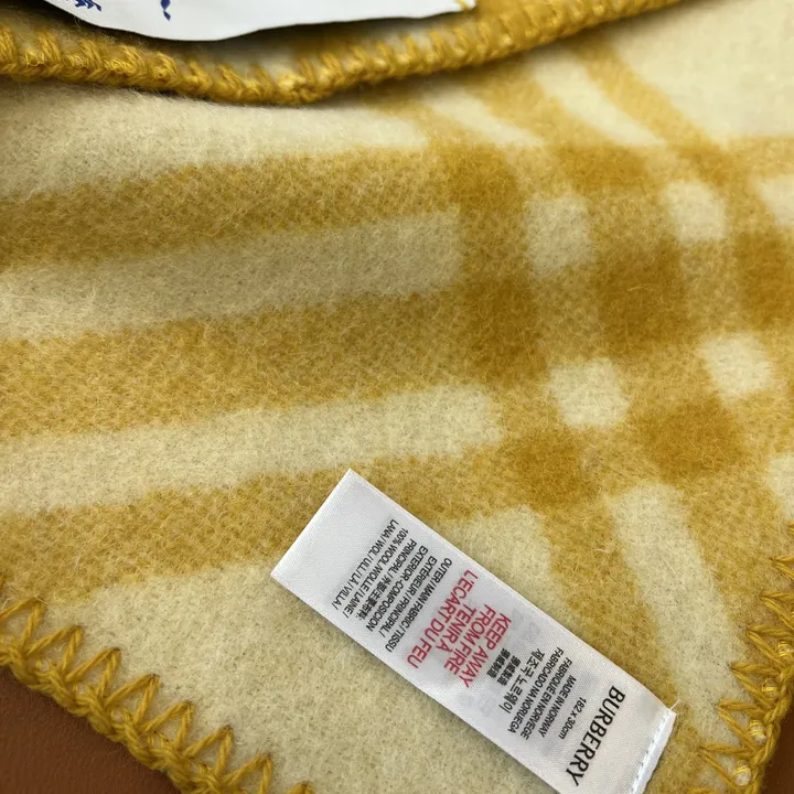 スーパーコピー バーバリー ス マフラー