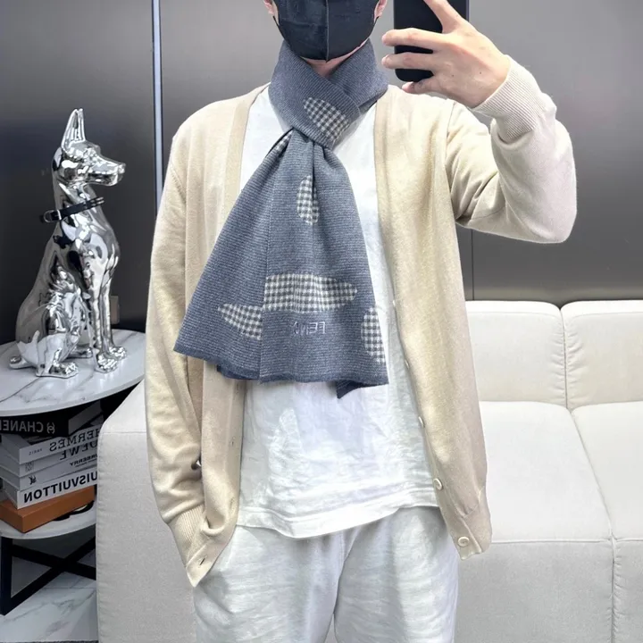 スーパーコピー フェンディ マフラー