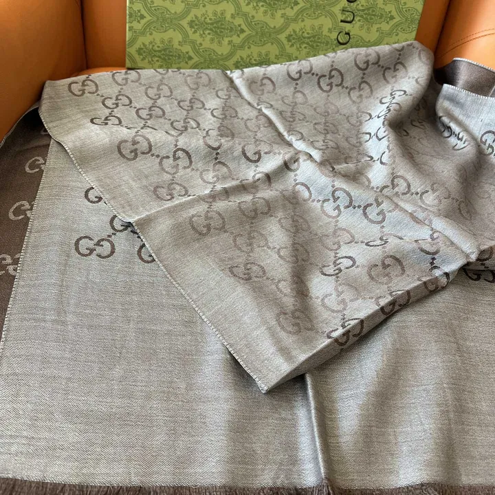 スーパーコピー グッチ マフラー