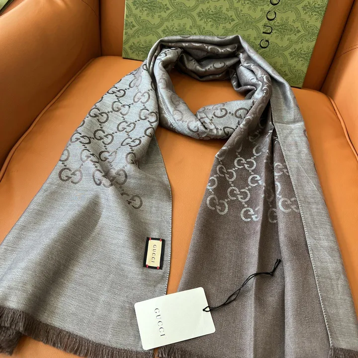 スーパーコピー グッチ マフラー