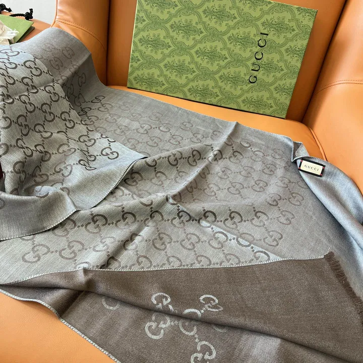 スーパーコピー グッチ マフラー