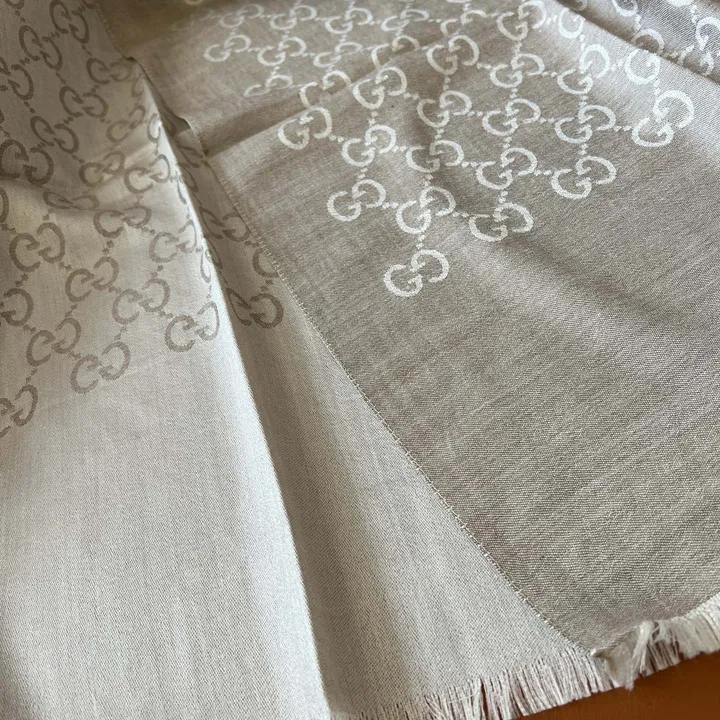 スーパーコピー グッチ マフラー