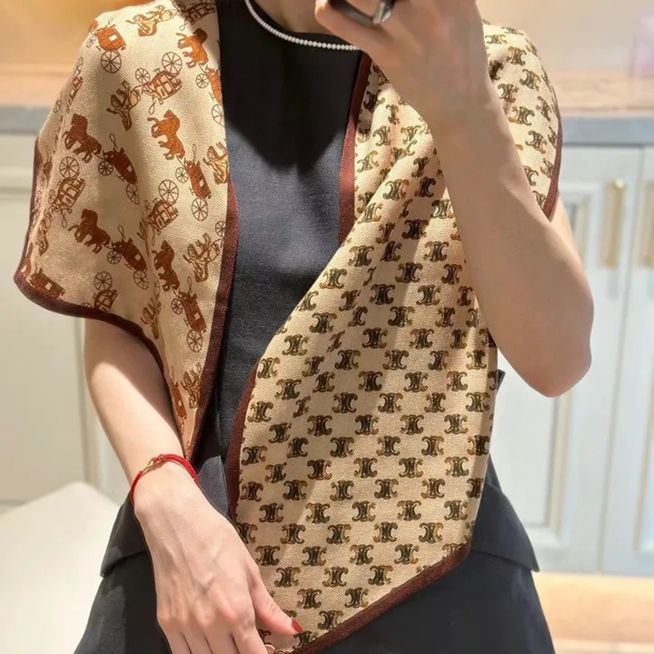 スーパーコピー セリーヌ マフラー