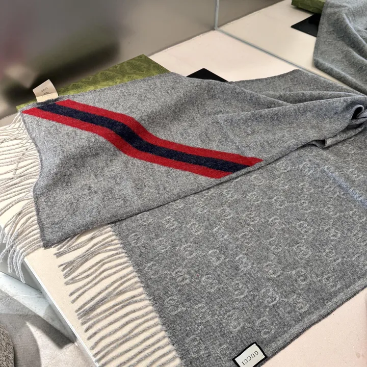 スーパーコピー ルイヴィトン マフラー