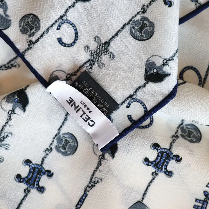 スーパーコピー セリーヌ マフラー