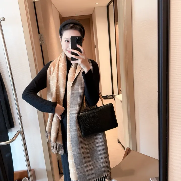 スーパーコピー セリーヌ マフラー