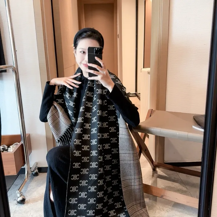 スーパーコピー セリーヌ マフラー