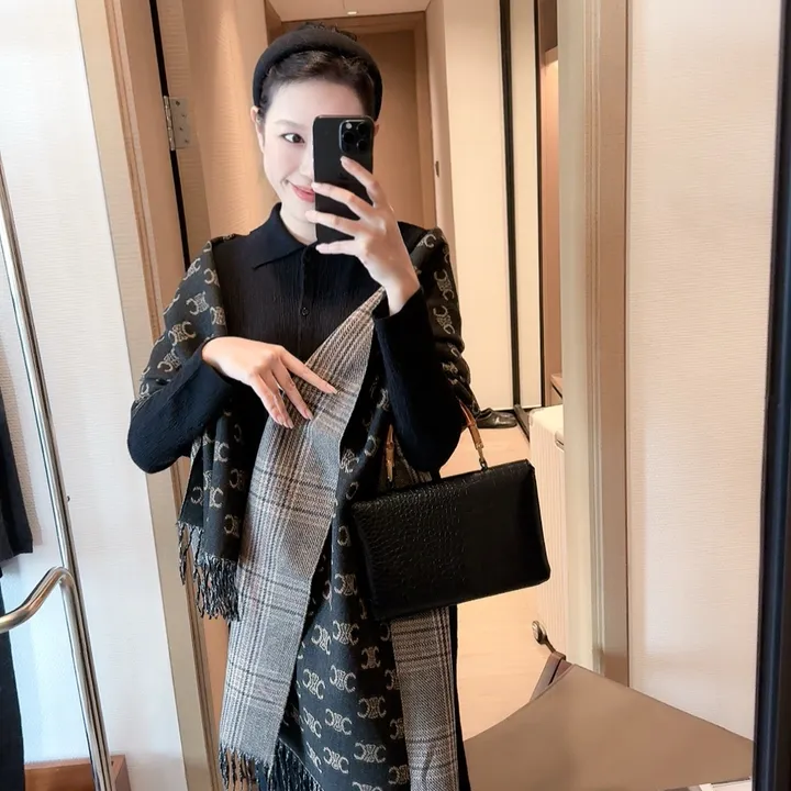 スーパーコピー セリーヌ マフラー