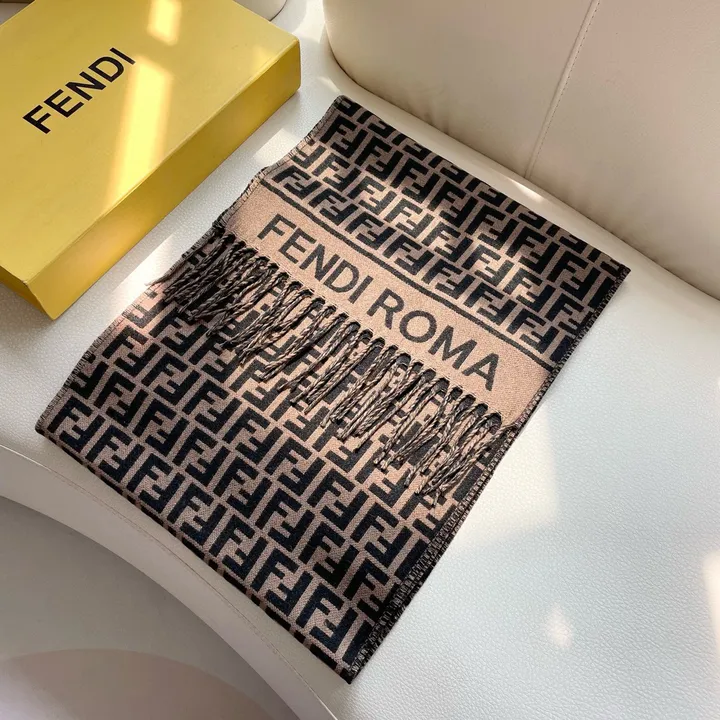 スーパーコピー フェンディ マフラー