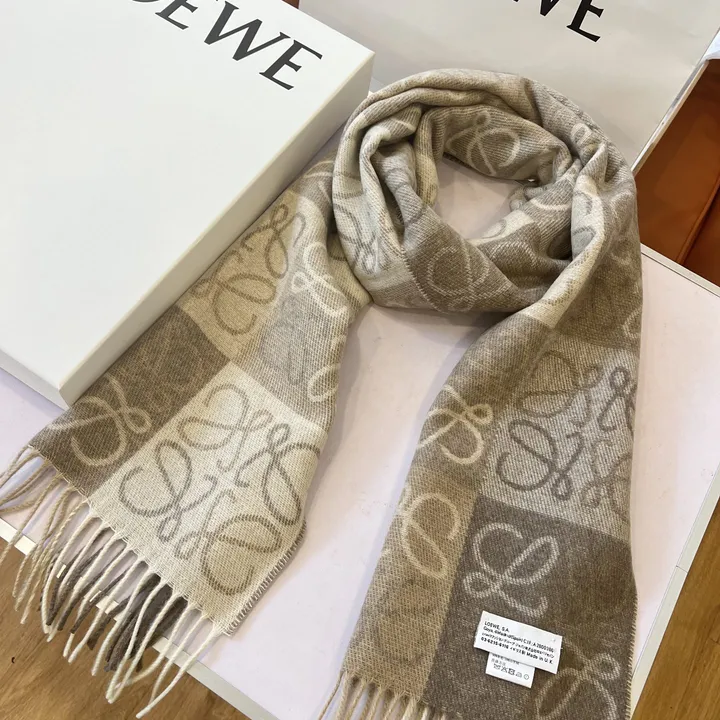 スーパーコピー ロエベ マフラー