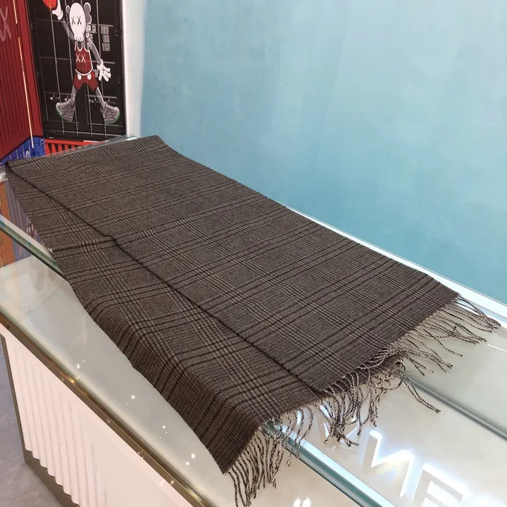 スーパーコピー セリーヌ マフラー