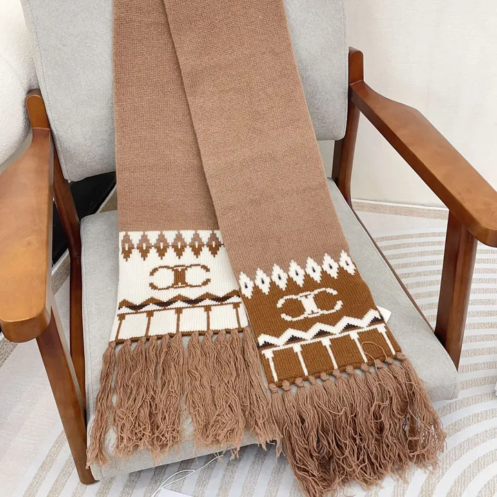 スーパーコピー セリーヌ マフラー