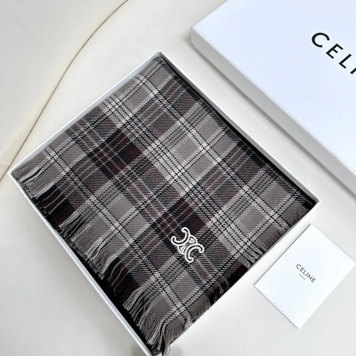 スーパーコピー セリーヌ マフラー