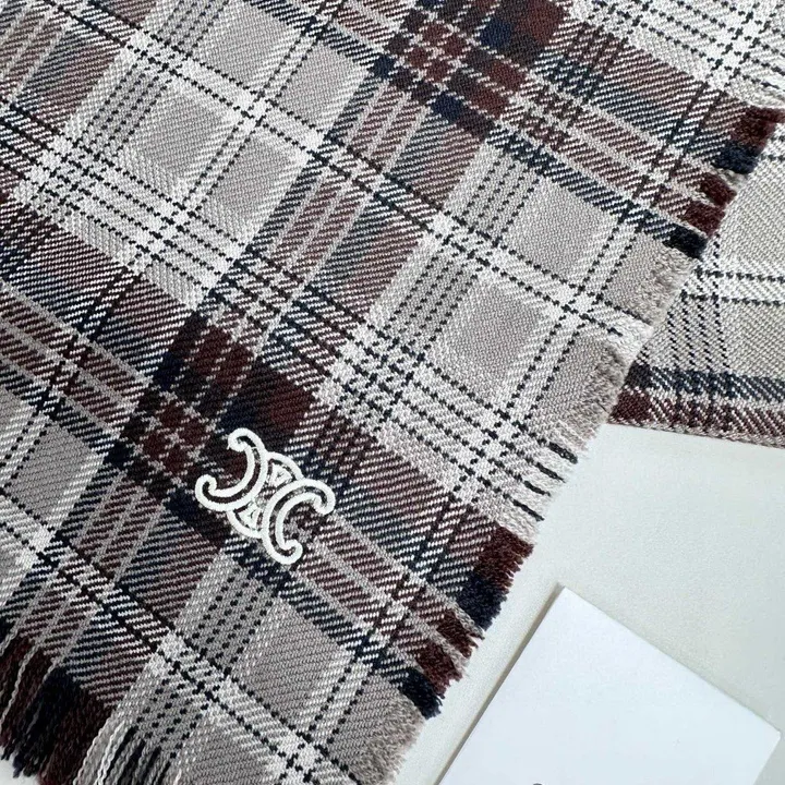 スーパーコピー セリーヌ マフラー