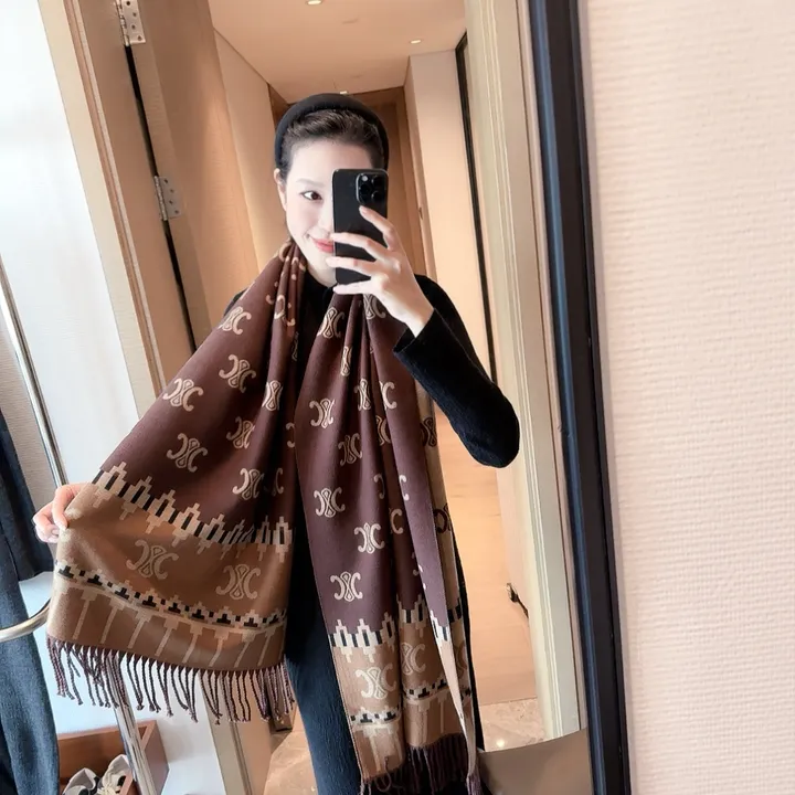 スーパーコピー セリーヌ マフラー