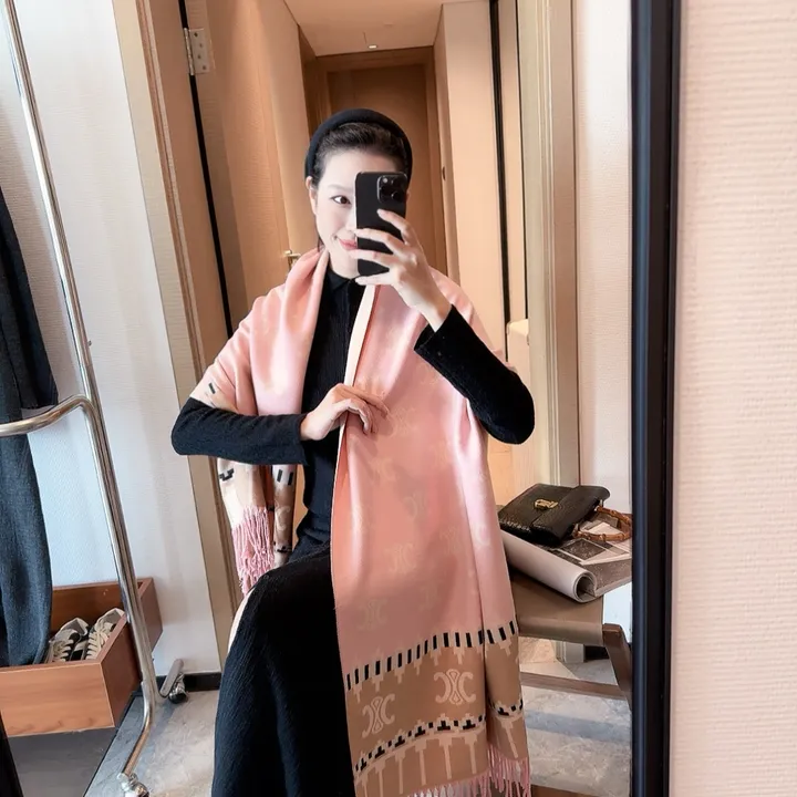 スーパーコピー セリーヌ マフラー