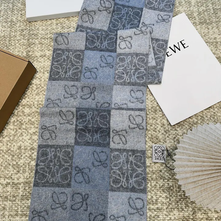 スーパーコピー ロエベ マフラー