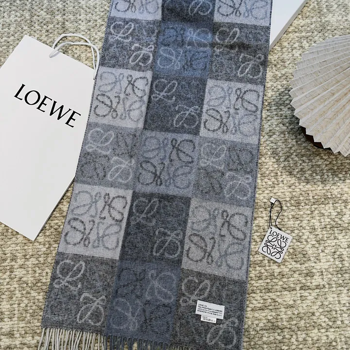 スーパーコピー ロエベ マフラー